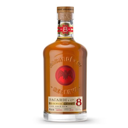 Bacardi Ocho Anos rum (0,7l)(40%)